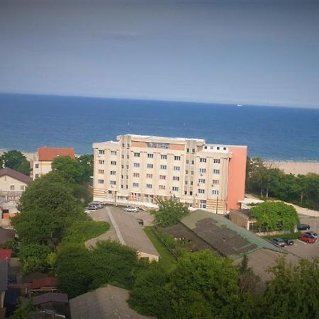 Prime Location, Sea View Flat Near The Beach Apartment Констанца Екстериор снимка