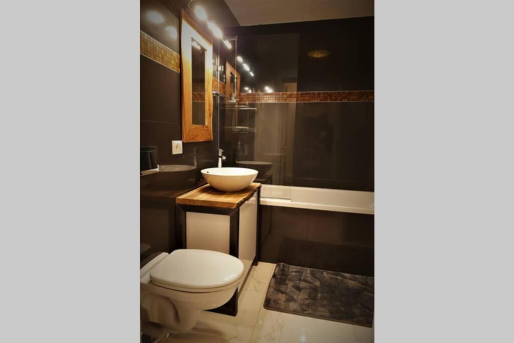 Prime Location, Sea View Flat Near The Beach Apartment Констанца Екстериор снимка